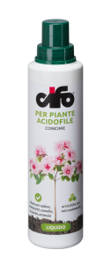 Concime liquido per piante acidofile